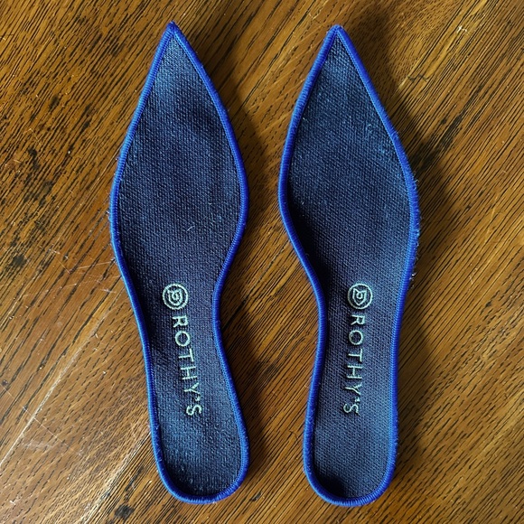 Rothy’s - The Point 🩷 9.5 - Picture 5 of 8